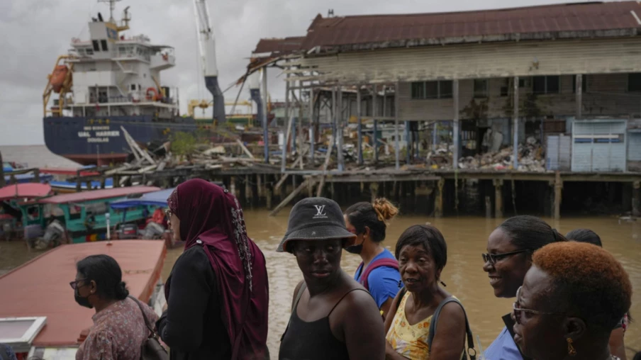 Naufrage au Guyana : bilan provisoire porté à 53 morts