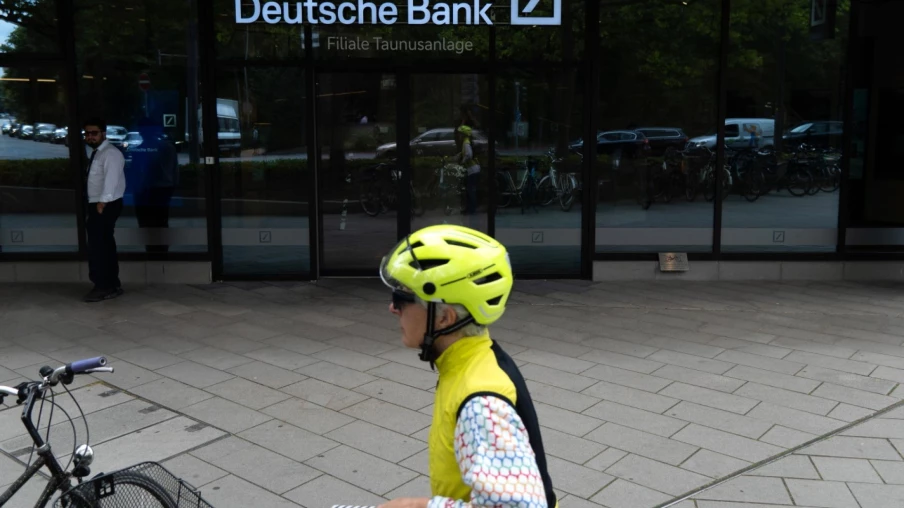 Deutsche Bank perquisitionnée à Francfort dans une enquête cum-cum