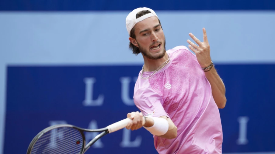 Kilian Feldbausch s'incline avec les honneurs face au 35e mondial à Kitzbühel
