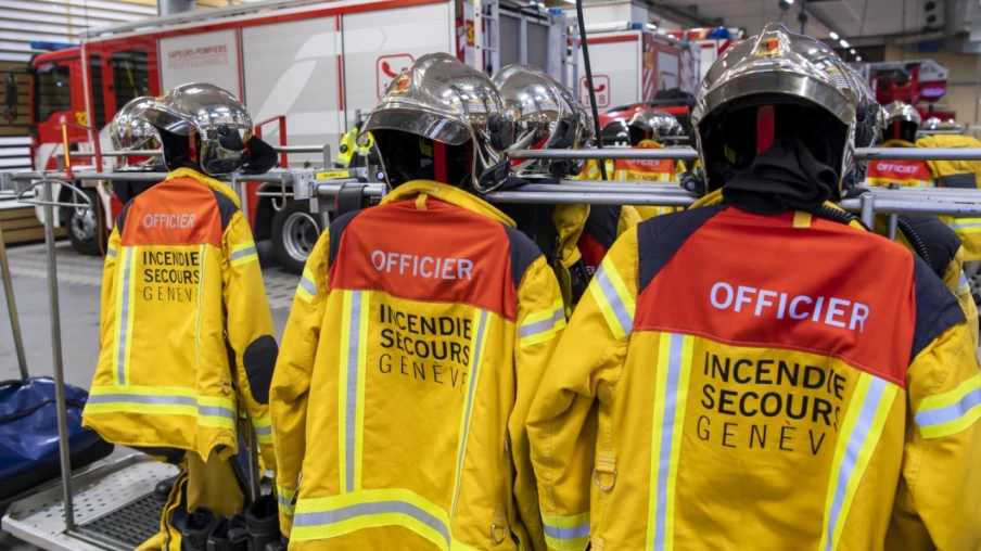 Trente-quatre pompiers romands en renfort contre les incendies à Bordeaux