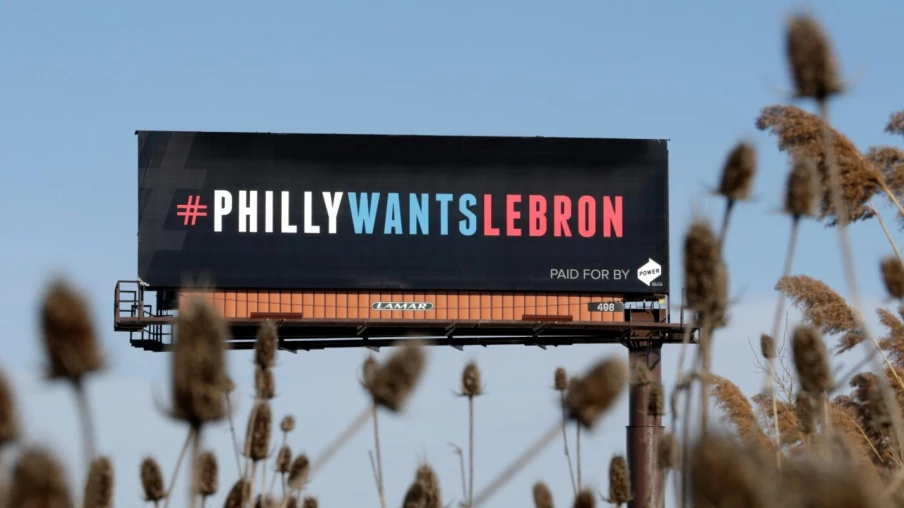 les sixers accueillent lebron james à philadelphie