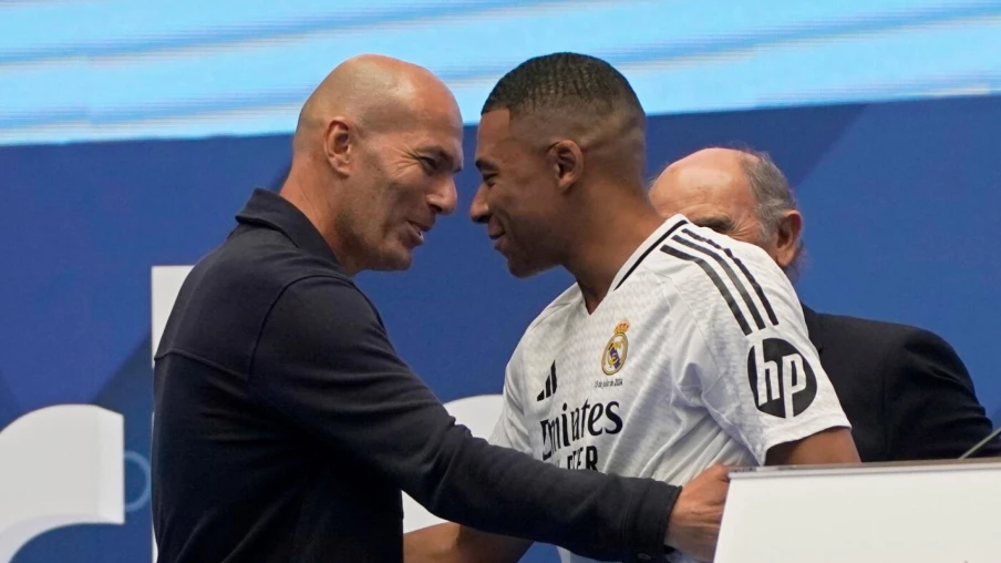 Zidane successeur de Deschamps : le nouveau sélectionneur des Bleus annoncé