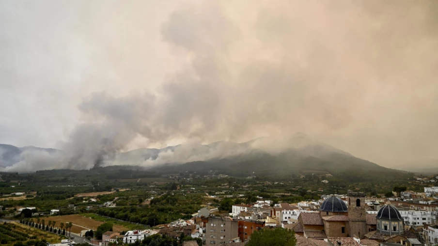 Incendies en Espagne : heures cruciales avant la bascule météo