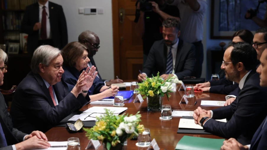 Antonio Guterres à Chypre pour relancer les négociations de paix