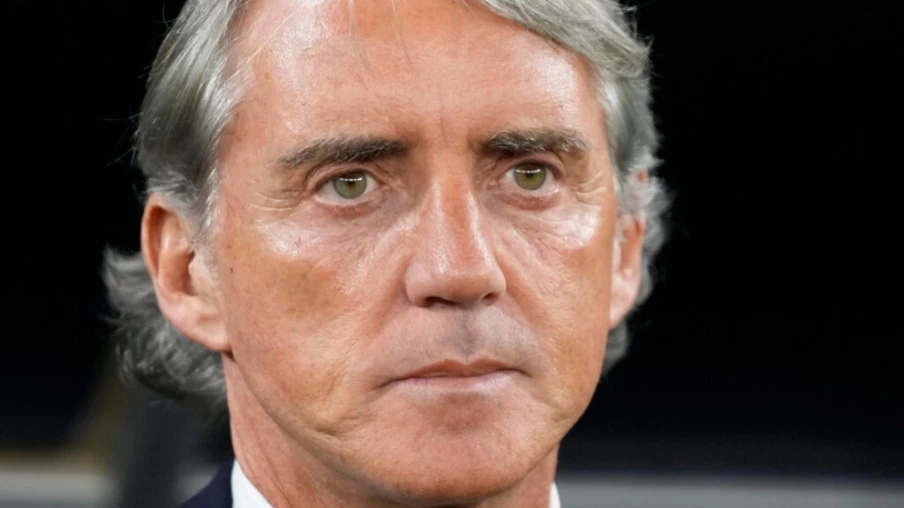 Mancini revient à la tête de la sélection italienne, Ranieri nommé