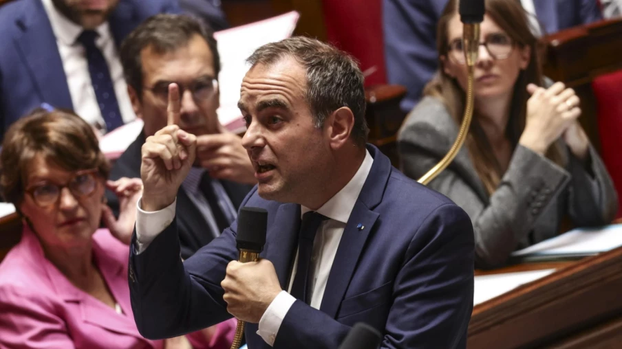 Lecornu veut accélérer les mesures d'adaptation au changement climatique