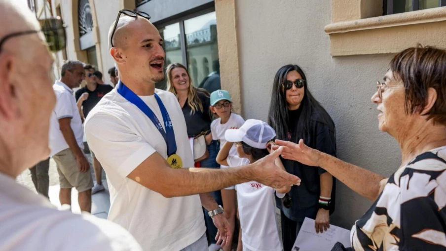 Lucas Malcotti, champion du monde à l’épée, fêté à Sion