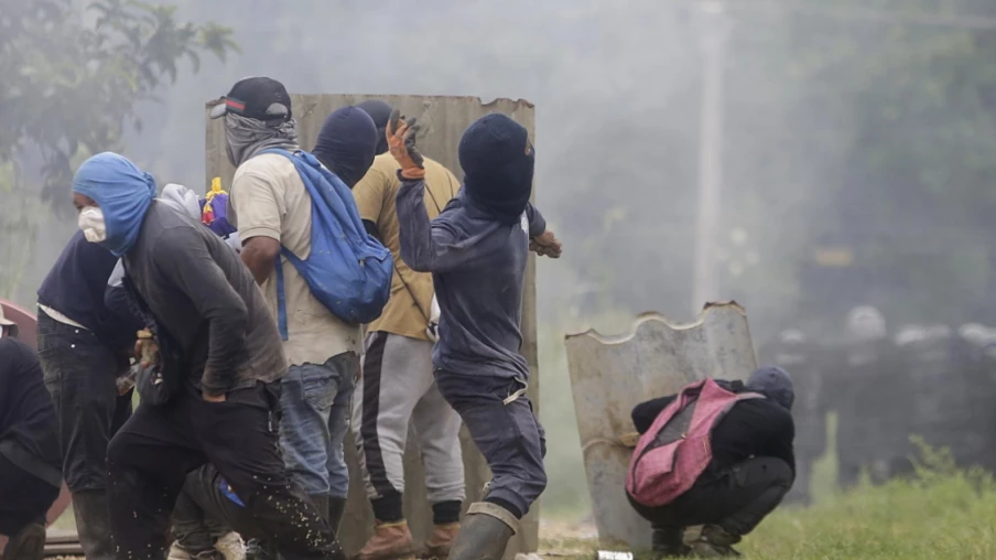 Crise sociale au Panama : négociations gouvernement-Chiquita pour mettre fin aux grèves et blocages lundi Crise sociale au Panama : négociations gouvernement-Chiquita pour mettre fin aux grèves et blocages lundi