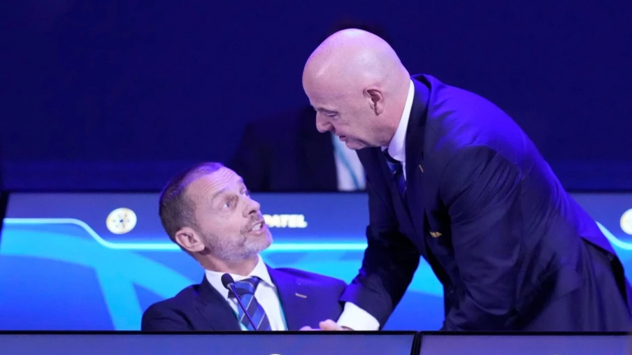 La FIFA maintient son projet commercial malgré les menaces de boycott