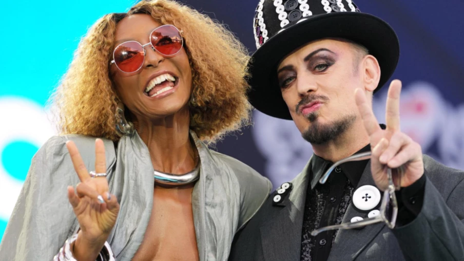 Boy George se retire de « Jesus Christ Superstar » après une chanson pro-Israël
