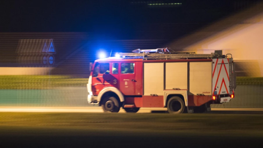 aigle (vd) : important incendie de toitures en vieille ville maîtrisé