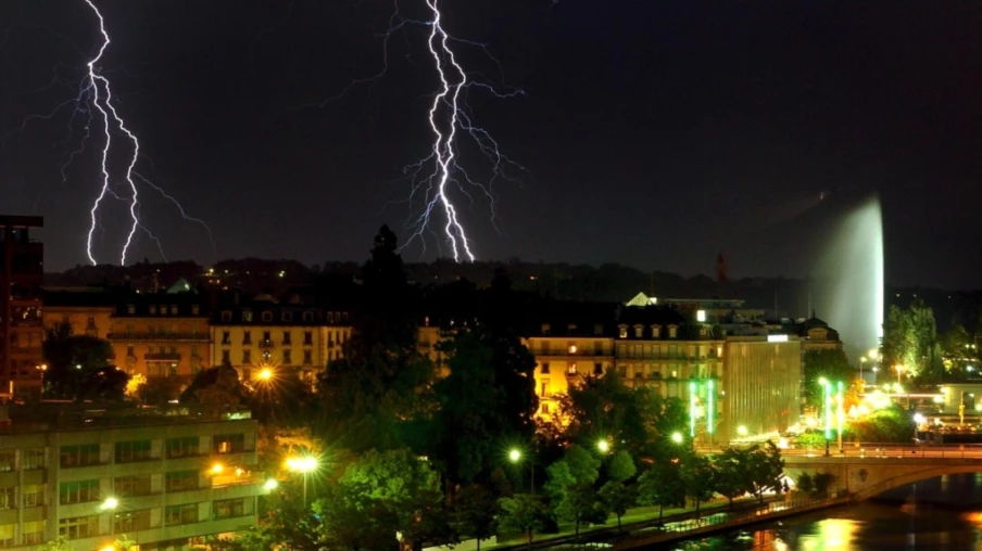 Panne de courant à Genève : 14'000 foyers touchés par les orages