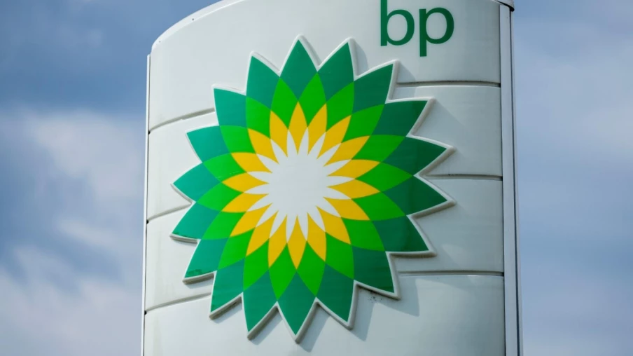 BP double son bénéfice net au deuxième trimestre grâce aux prix élevés du pétrole