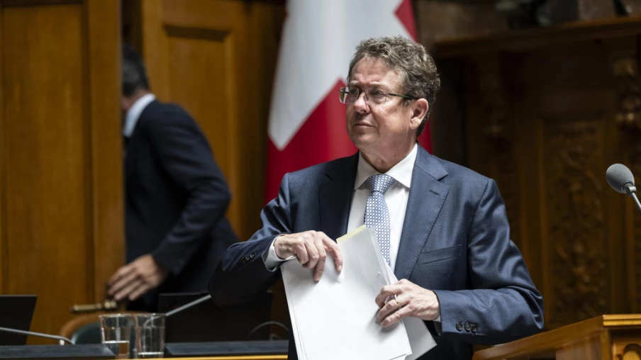 Rösti juge l'objectif climatique 2030 de la Suisse probablement hors d'atteinte