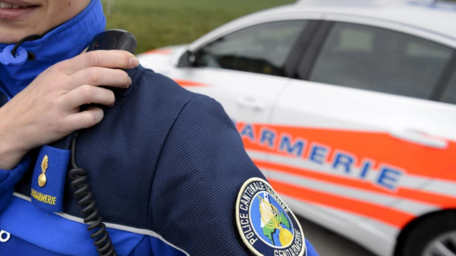 Quatre jeunes arrêtés après un cambriolage dans un magasin à Nyon