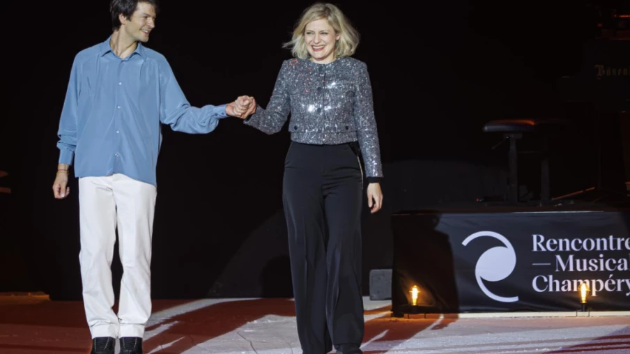 Champéry : spectacle sur glace de Beatrice Berrut et Stéphane Lambiel