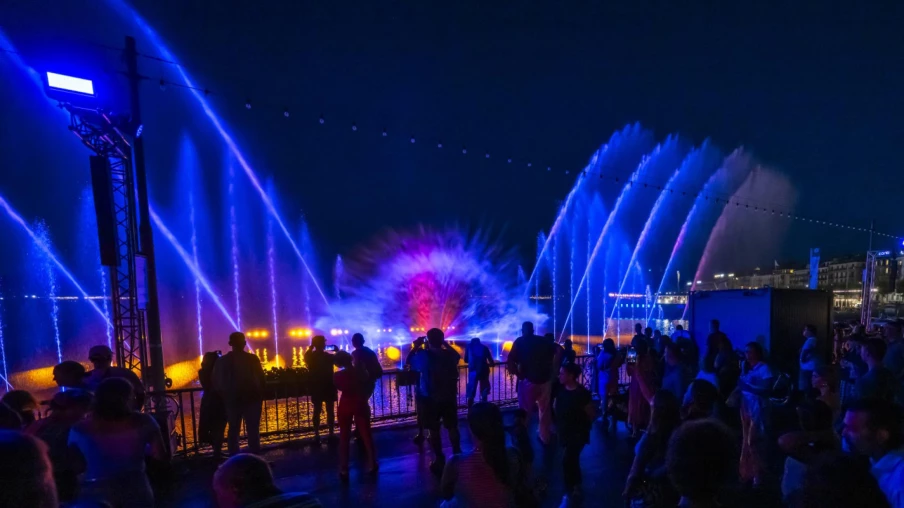 Genève rêve d'eau : spectacles aquatiques au jardin anglais