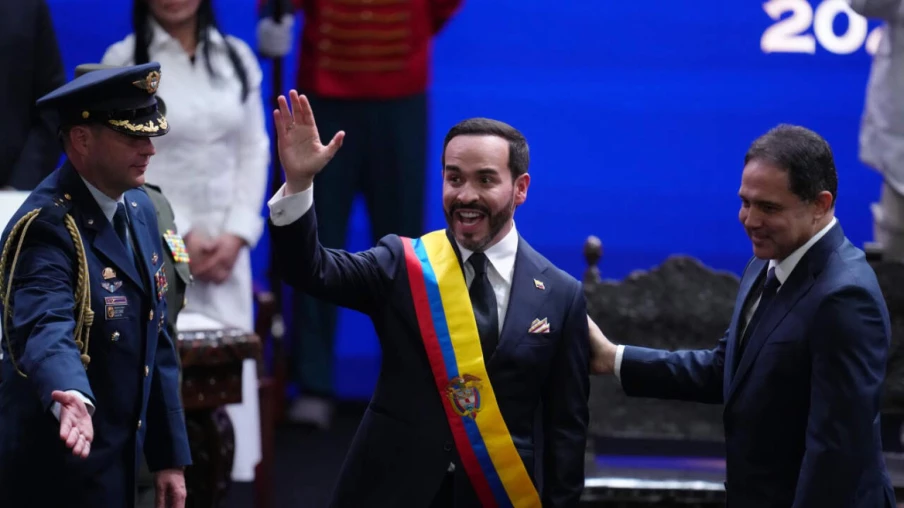 Abelardo de la Espriella investi président de la Colombie après Petro