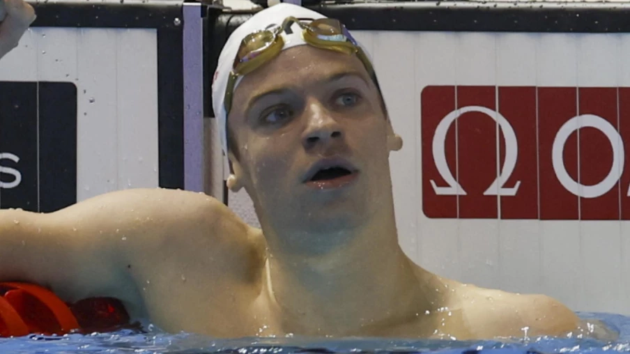 Européens de natation : Léon Marchand forfait sur 200 et 400 m quatre nages