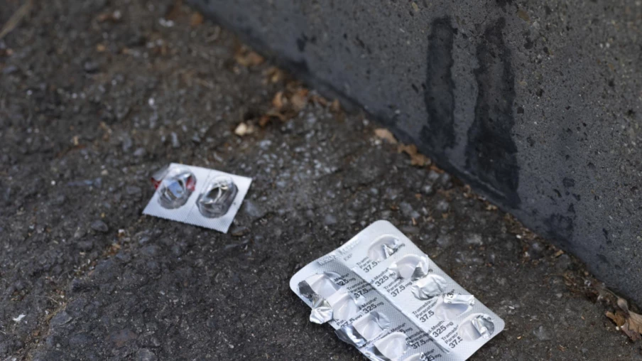 Des poubelles de couleur vive pour lutter contre le littering