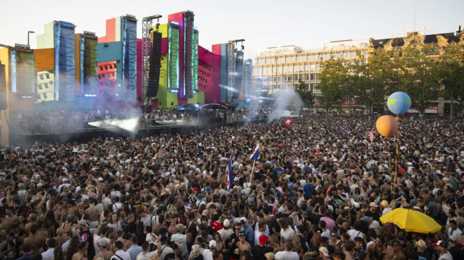 Street Parade à Zurich : 906 prises en charge et 30 arrestations