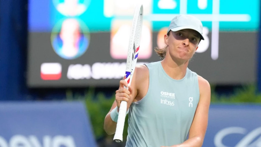 Swiatek et Svitolina se retrouveront en demi-finale au WTA 1000 de Toronto