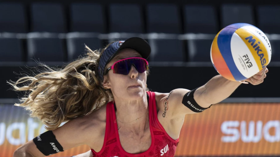 Deux duos suisses gagnent d'entrée aux Européens de beach-volley