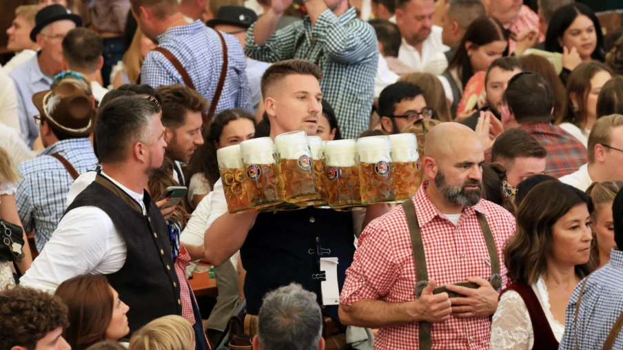 L’Allemagne veut interdire l’alcool aux mineurs sous surveillance parentale