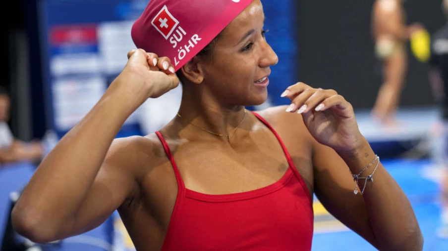 Djakovic et Kay-Lyn Löhr se qualifient pour les demi-finales à Paris
