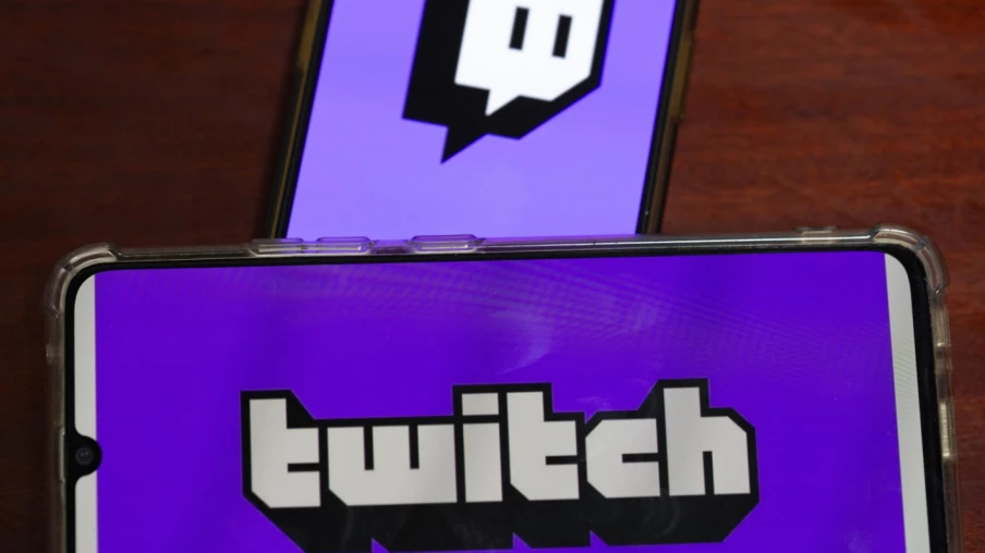 Twitch utilisera par défaut les contenus des streameurs pour l’IA d’Amazon