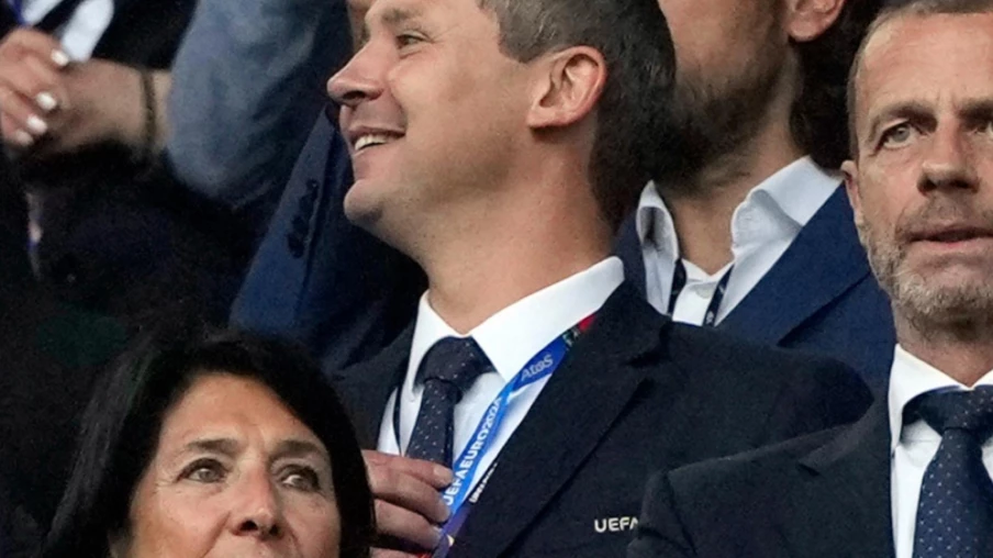 FIFA : Kevin Lamour quitte son poste après ses critiques contre Infantino