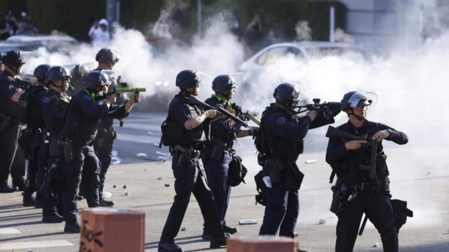 Donald Trump envoie des soldats et la Garde nationale à Los Angeles face aux manifestations