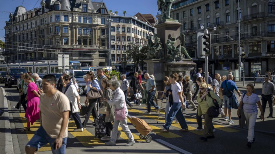 Le nombre d'actifs occupés augmente en Suisse, chômage en hausse