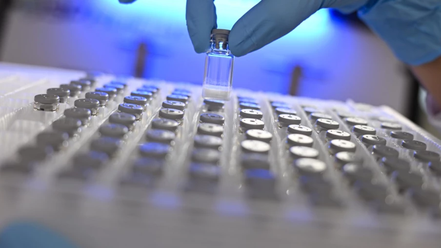 Merck et Moderna : succès clinique d’un vaccin ARNm contre le mélanome