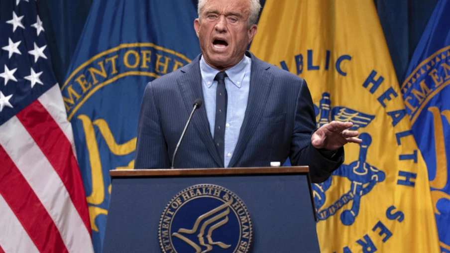 Etats-Unis : le ministre de la Santé congédie les 17 experts du panel vaccins pour conflits d’intérêts