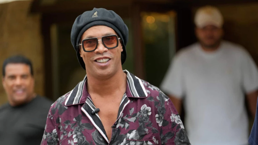 Ronaldinho revient à 46 ans avec Ravenne en 3e division italienne