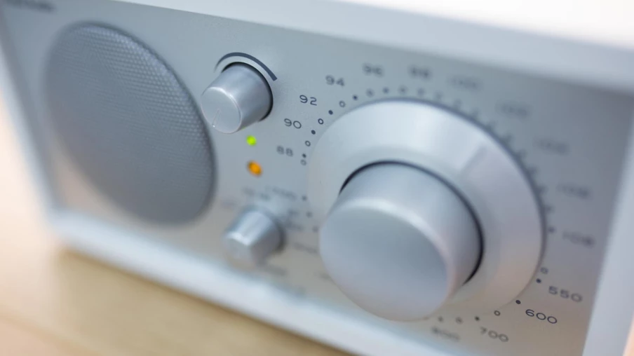 L’OFCOM attribue des concessions FM sans enchères à l’automne 2026