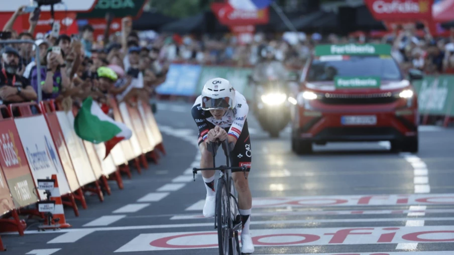 Pogacar remporte le contre-la-montre de la Vuelta à Monaco