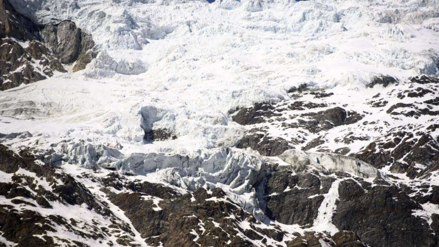 Randa : alerte renforcée après des effondrements sur le glacier du Weisshorn