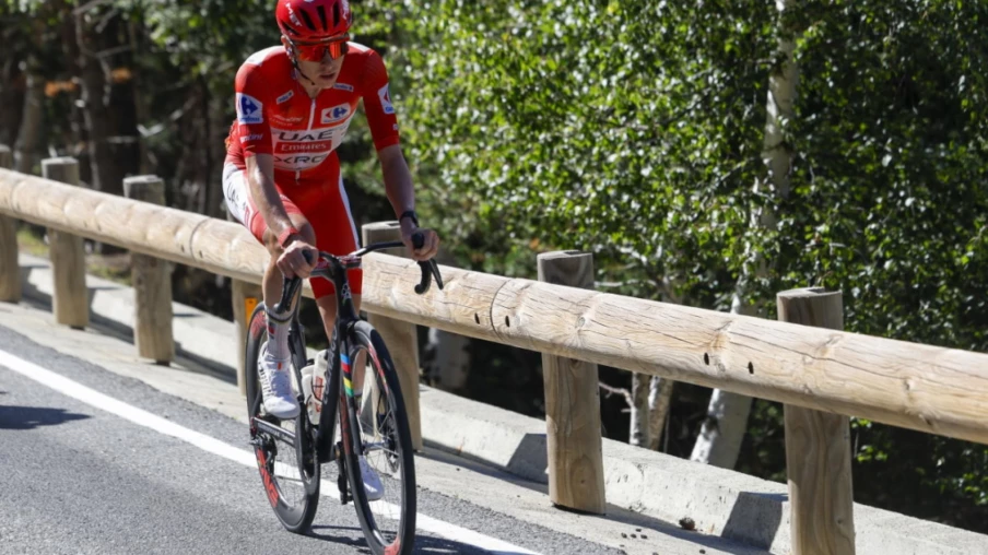 Pogacar écrase la Vuelta en Andorre lors de la 4e étape