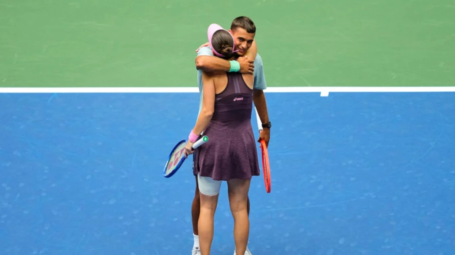 Bencic et Cobolli éliminent Williams et Alcaraz et vont en demi-finales