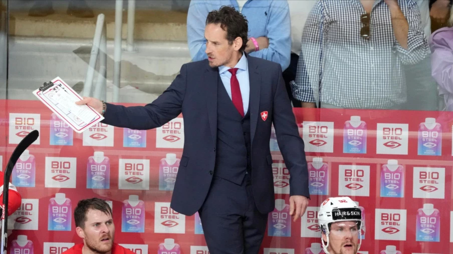 Patrick Fischer regrette sa faute et évoque son avenir hors du hockey