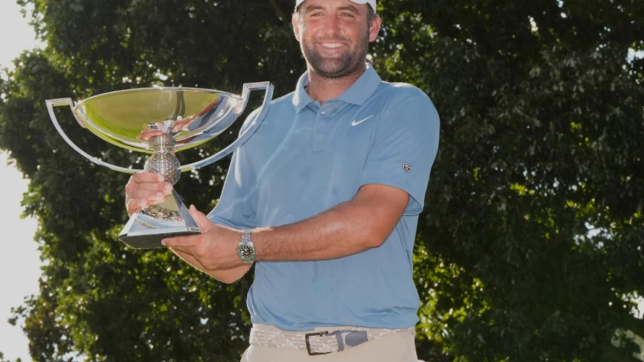 Scottie Scheffler devient le golfeur le mieux payé du circuit PGA