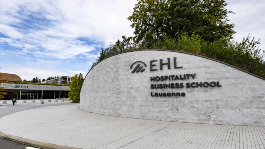 Lausanne : Achim Schmitt nommé directeur de l'EHL en 2027
