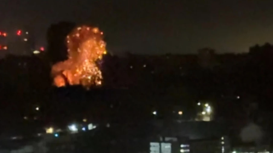 Explosions à Kiev après une alerte aux missiles balistiques
