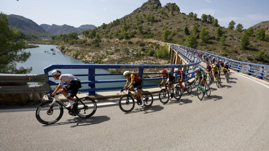 Bastien Tronchon remporte la 10e étape du Tour d'Espagne au sprint