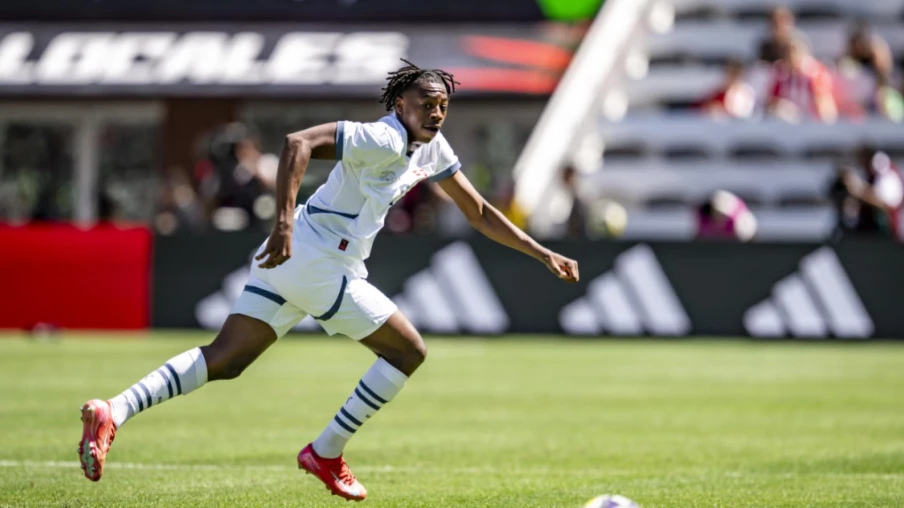 Manzambi débute, Xhaka et Jashari en duo au milieu contre les États-Unis