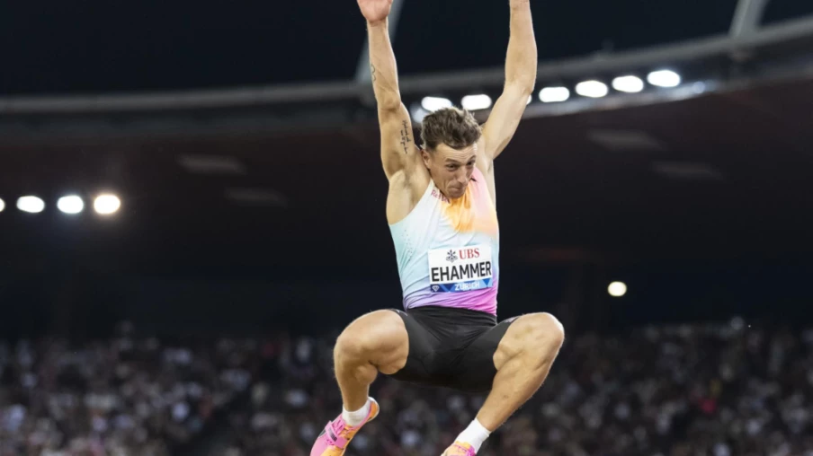 Simon Ehammer vise un exploit en longueur à la finale de la Diamond League