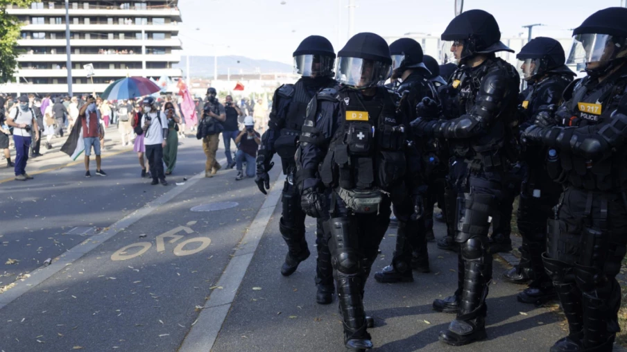 Nasse de la manif No G7 à Genève : début jugé licite par le canton