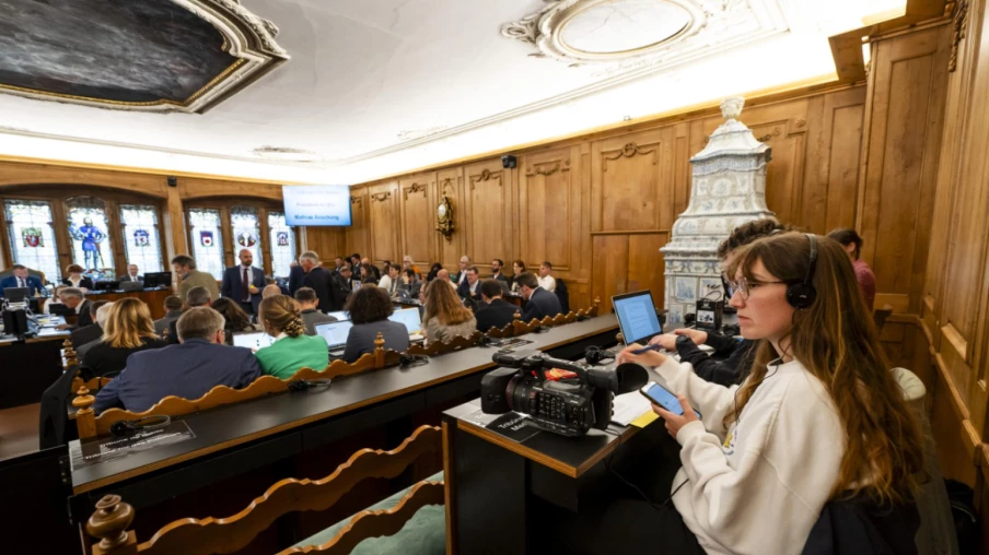 Députés fribourgeois : la loi sur les langues officielles en débat